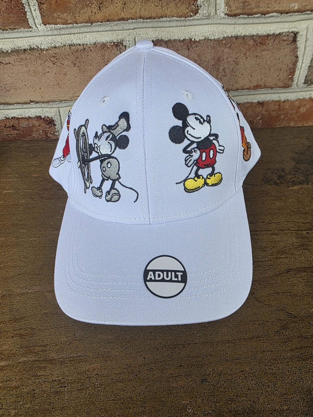 White Mickey Mouse Embroidered Baseball Cap